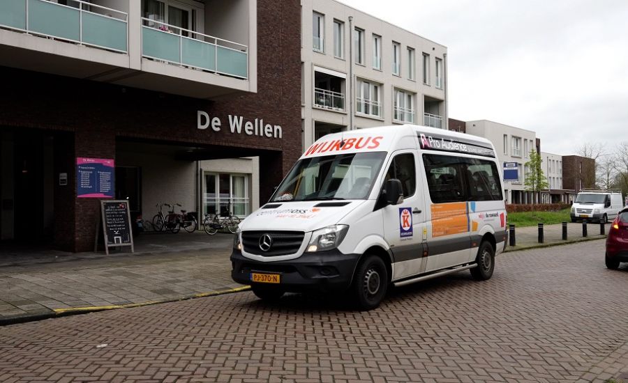 Met de wijkbus naar het centrum, gemeentehuis of poli